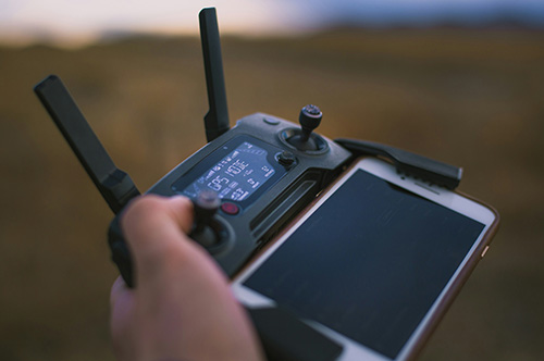 flyright-sa-drone-pilot-hero-handbook-inflight-4